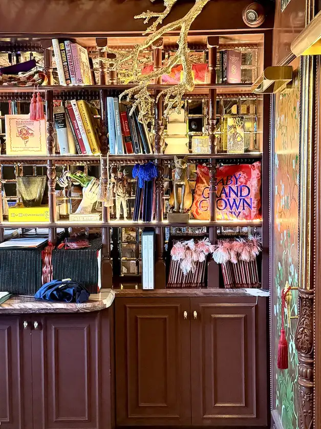 Gallery 7